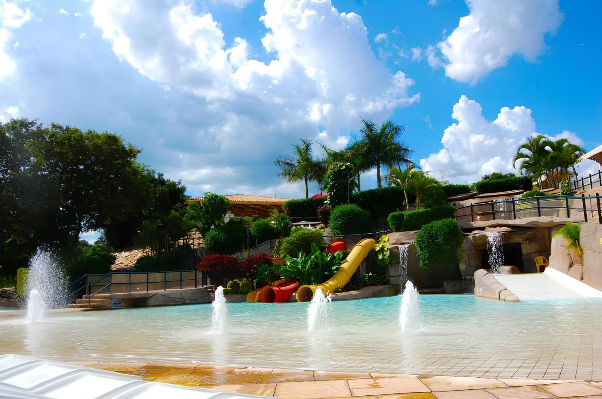 Piazza Diroma Com Acesso Ao Acqua Park Apartment Caldas Novas Exterior photo